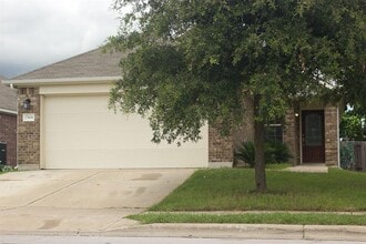 Building Photo - 7304 S Glenn St