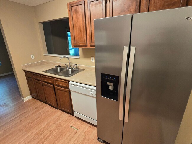 Foto del edificio - 1001 Creekside Wy