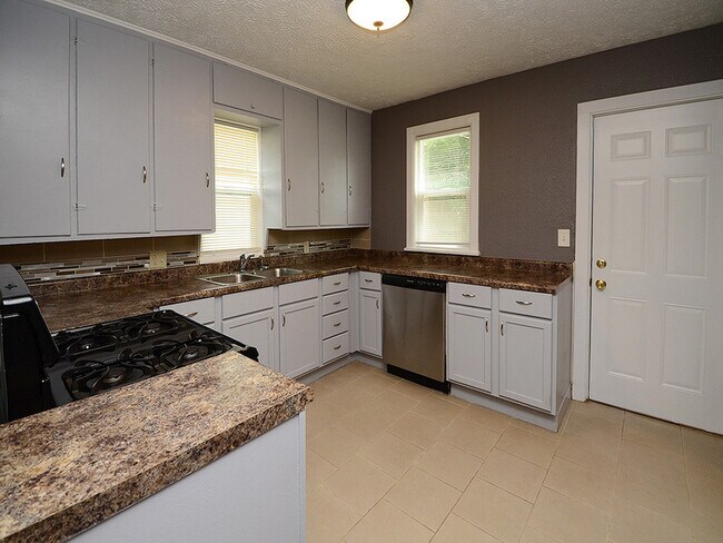 Foto del edificio - 1029 N 33rd St