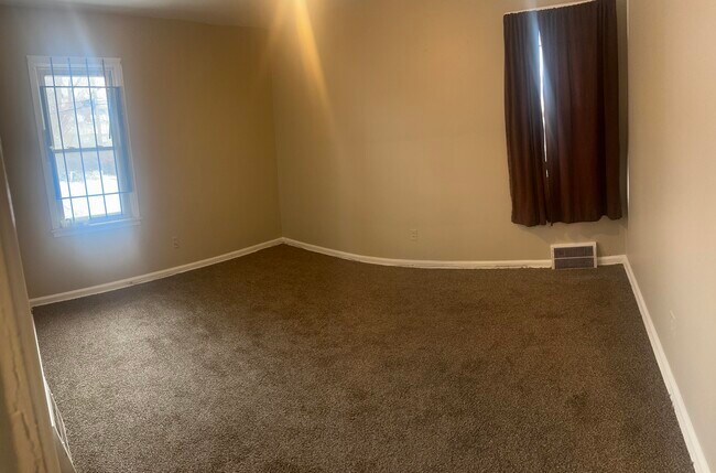 Foto del edificio - 8498 Trinity St