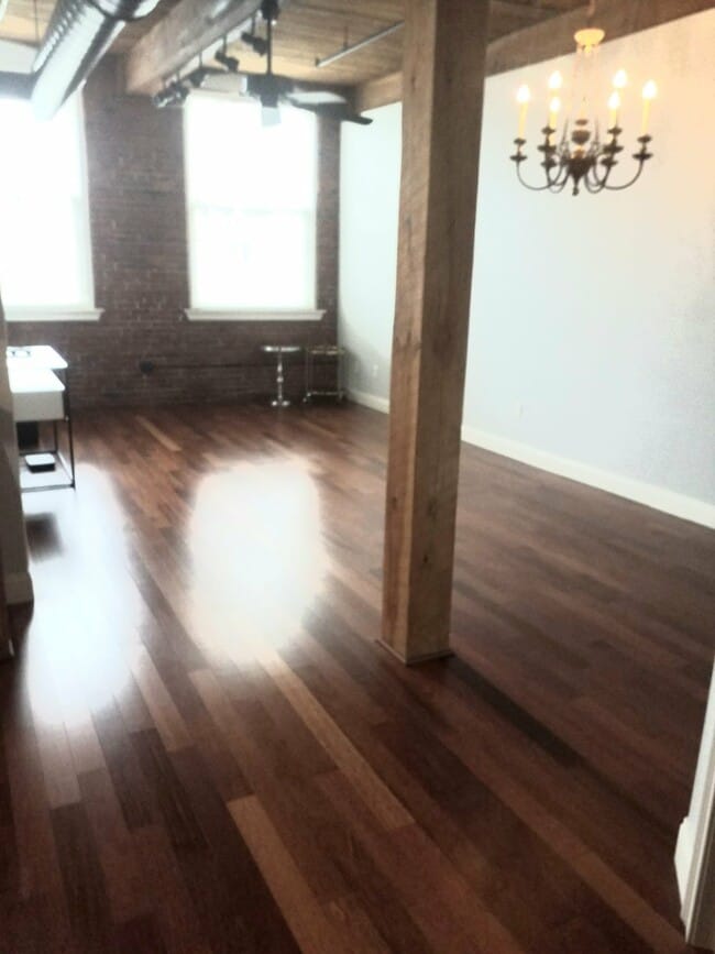 Building Photo - 66 Landing Ln