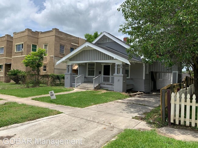 Building Photo - 3 br, 2 bath House - 1850 Broadway St