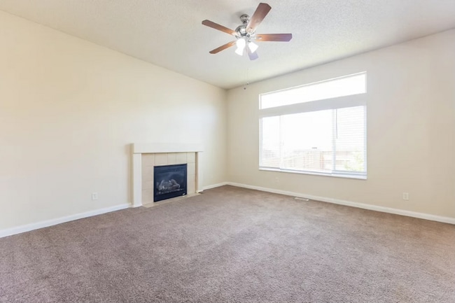 Foto del edificio - 7293 Grand Prairie Dr