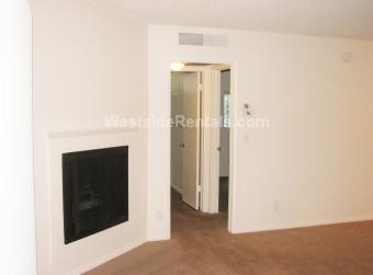 Primary Photo - 14942 Burbank Blvd