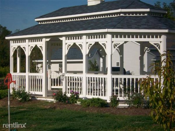 Primary Photo - 127 Rush Dr