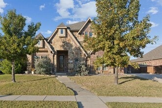 Building Photo - 2141 Lewis Canyon Dr