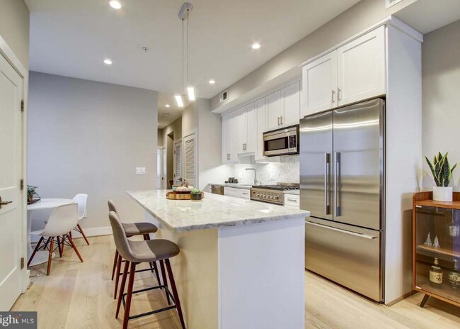 Foto del edificio - 1636 Trinidad Ave NE