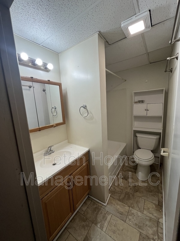 Foto del edificio - 521 Lehman St