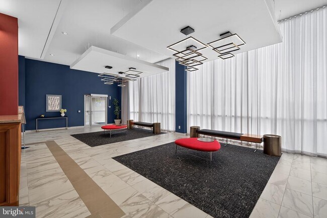 Foto del edificio - 4600 Duke St