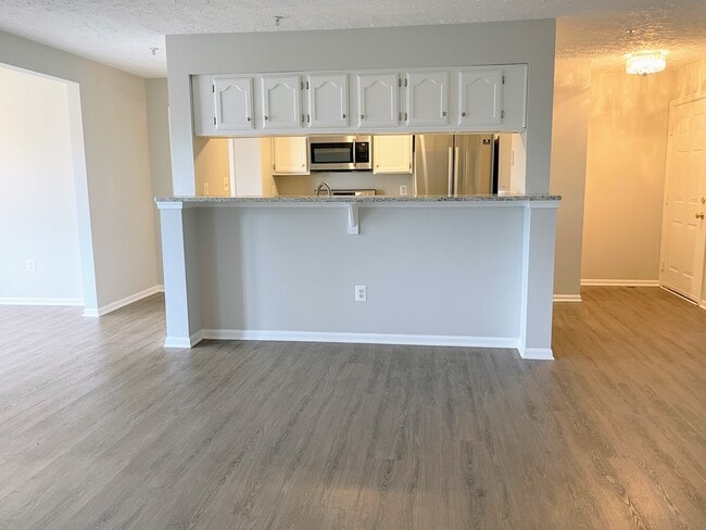 Building Photo - 13107 Briarcliff Ter