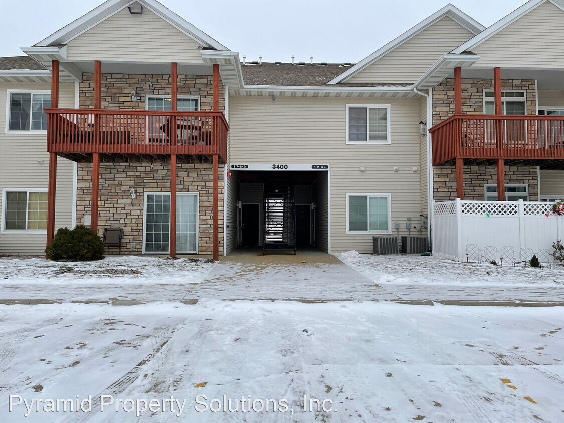 3400 SE Glenstone Dr, Grimes, IA 50111 House Rental in Grimes, IA