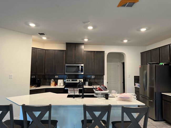 Building Photo - 11303 Camassia