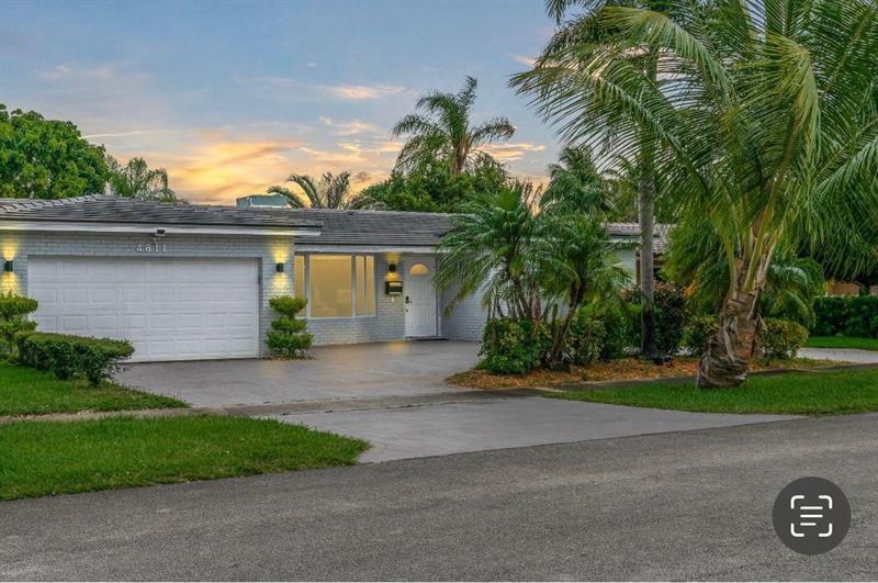 Foto principal - 4811 Hayes St