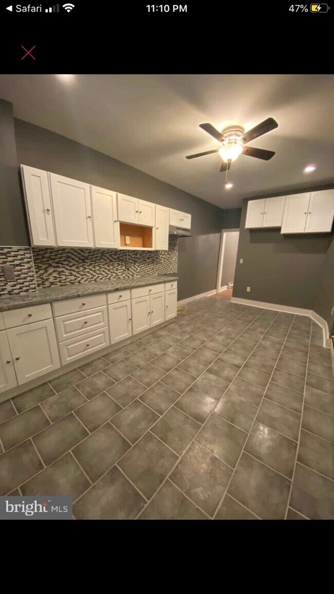 Foto del edificio - 507 W Ingham Ave