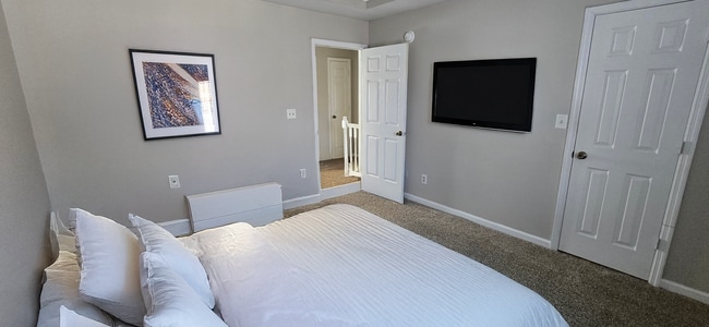 Building Photo - Davenport Condominiums