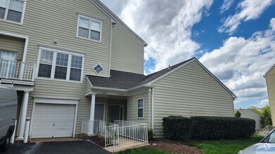 Building Photo - 6333 Eagle Ridge Ln