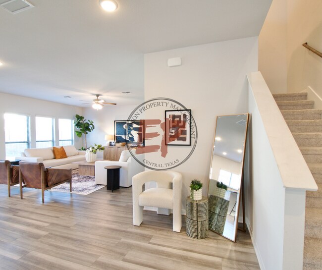 Building Photo - 11229 Solar St