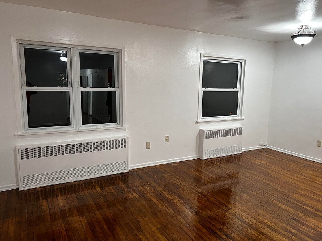 7309 32nd Ave Unit 2nd, East Elmhurst, NY 11370 Apartments in East