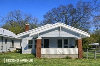 Building Photo - 502 Lucier St
