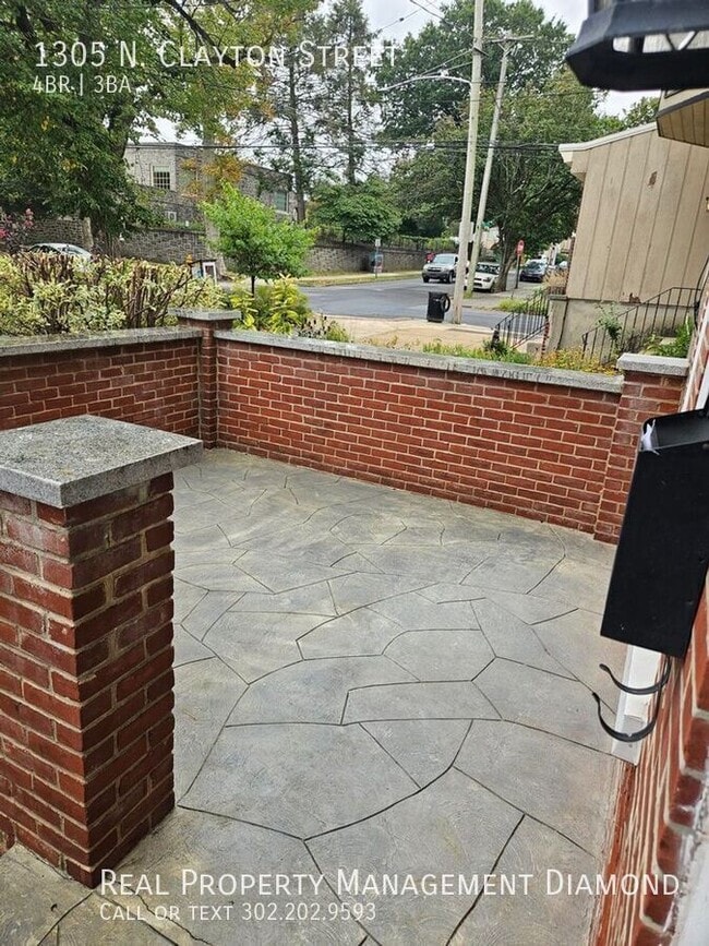 Foto del edificio - 1305 N Clayton St