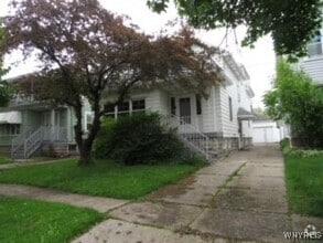 Building Photo - 157 Springville Ave