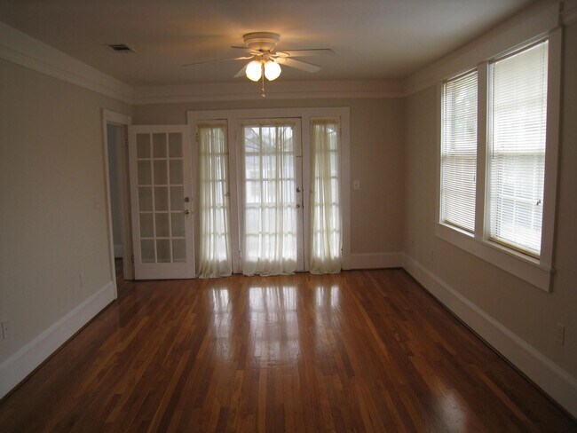 Foto del edificio - 4305-4307SJohns
