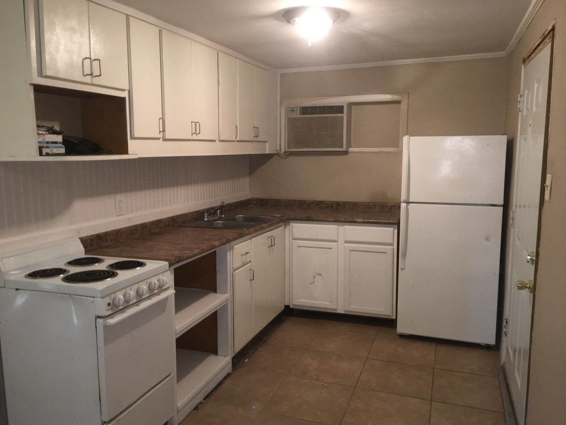 Primary Photo - 117 N San Souci Blvd