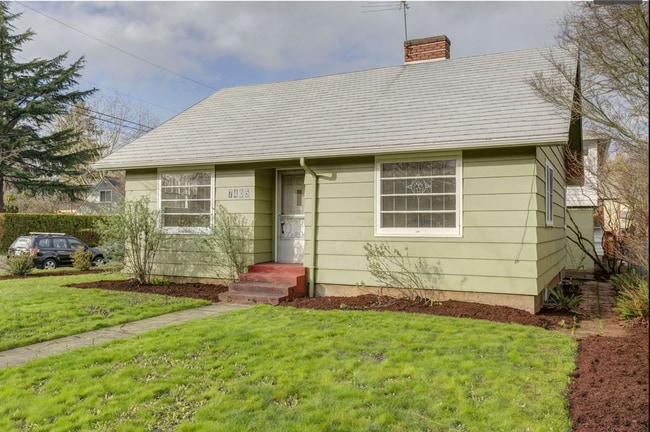 Foto del edificio - 7405 NE Prescott St