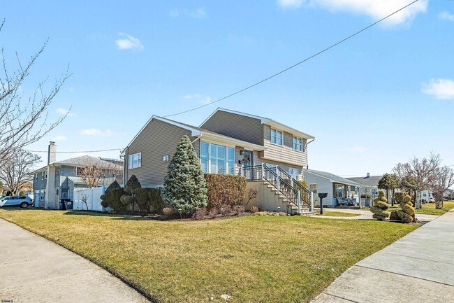 Foto del edificio - 517 N Cornwall Ave