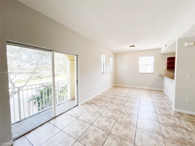 Foto del edificio - 3 br, 2 bath House - 8933 NW 107th Ct Unit...