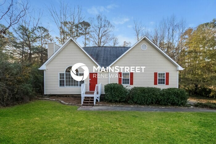 Foto principal - 3 Bedroom Pet-Friendly Home in Acworth, GA...