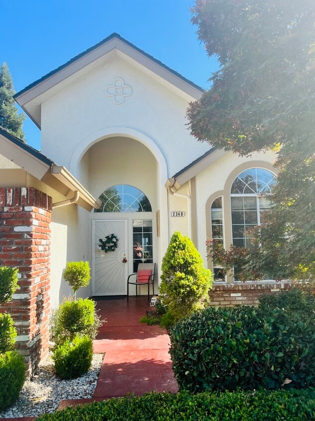 2340 Dawson Cove Ln S, Clovis, CA 93611 House Rental in Clovis, CA