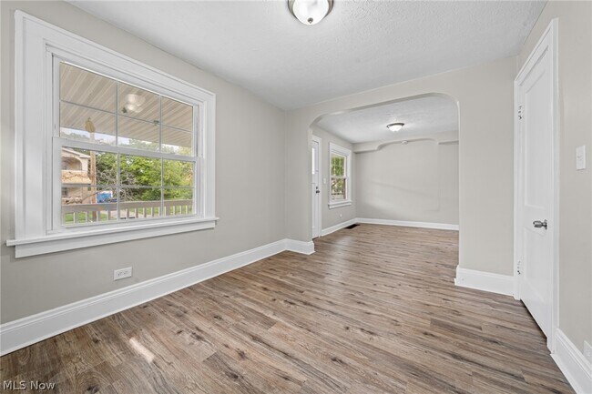 Foto del edificio - 3685 E 149th St