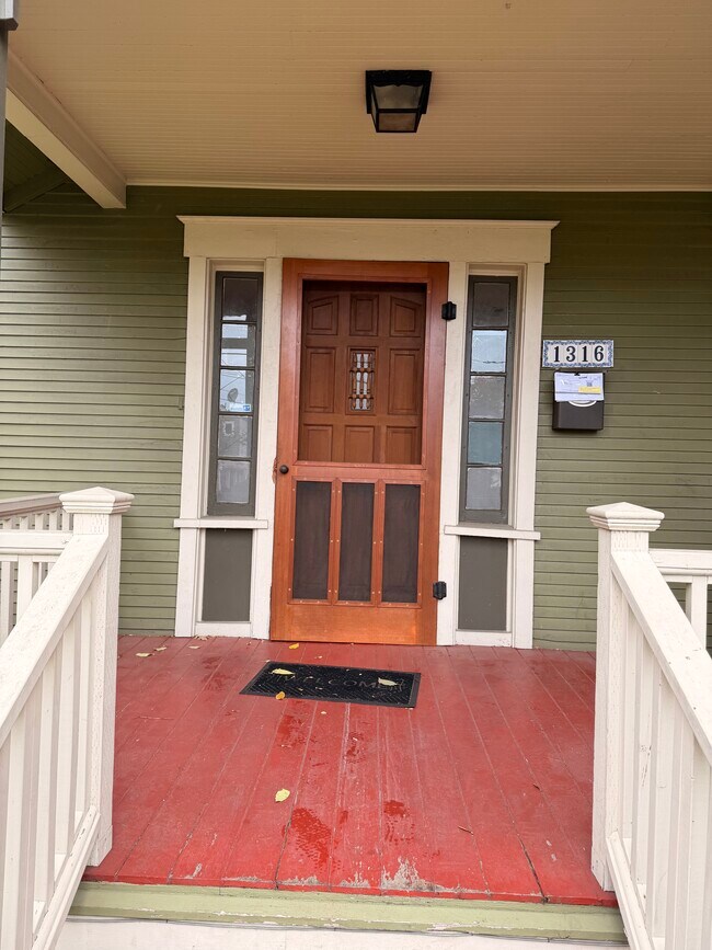 Foto del edificio - 1316 Northeast Killingsworth Street