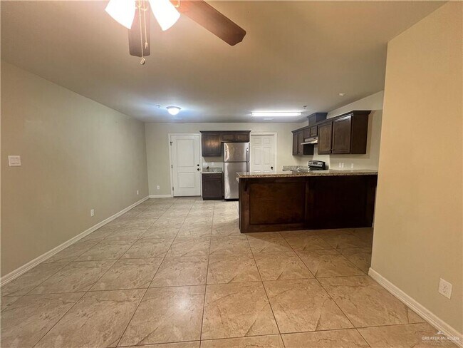 Foto del edificio - 2607 E Eisenhower Ave