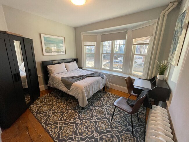 Building Photo - 50 Irving St