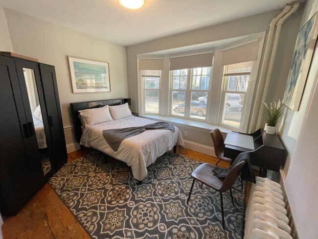 Building Photo - 50 Irving St