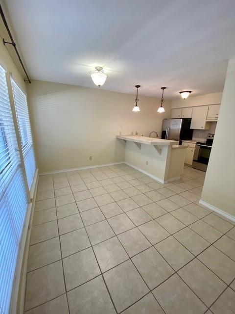 Building Photo - 6910 Hart Ln