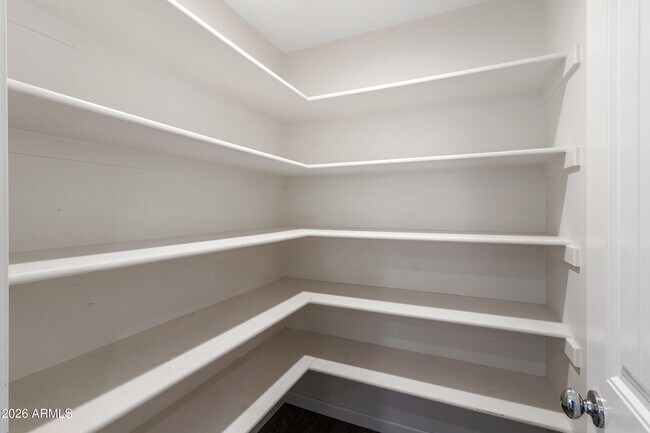 Foto del edificio - 4014 N 81st St