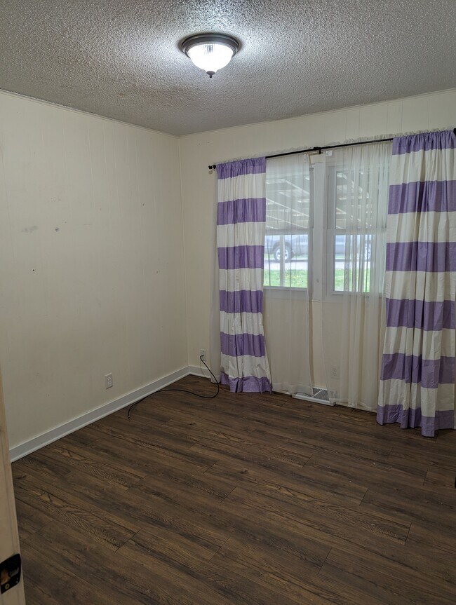 Foto del edificio - 617 W Montcalm St