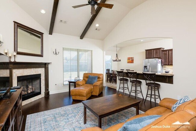 Foto del edificio - Stunning home in Hamptons Subdivision w/an office! Near Stonebridge Meadows GC!