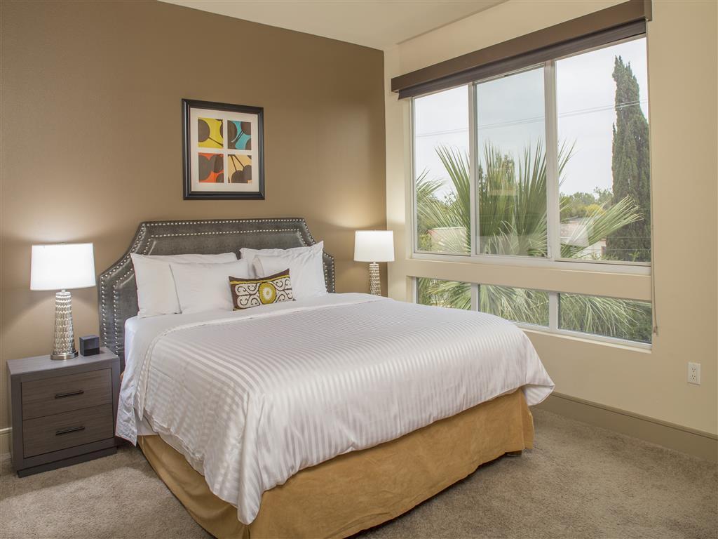 mResidences Miracle Mile Apartments in Los Angeles, CA Westside Rentals