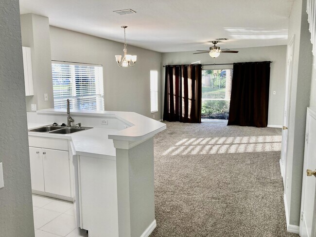 Foto del edificio - 1338 Weeping Willow Ct