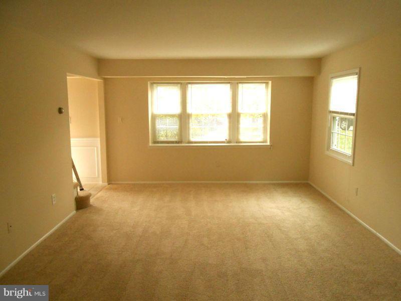 7327 Wickford Dr, Alexandria, VA 22315 House Rental in Alexandria, VA