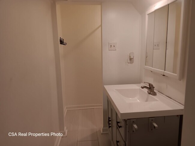 Foto del edificio - 1606 Bussell Pl