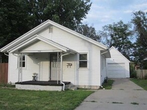 Building Photo - 140 S Wildwood Ave