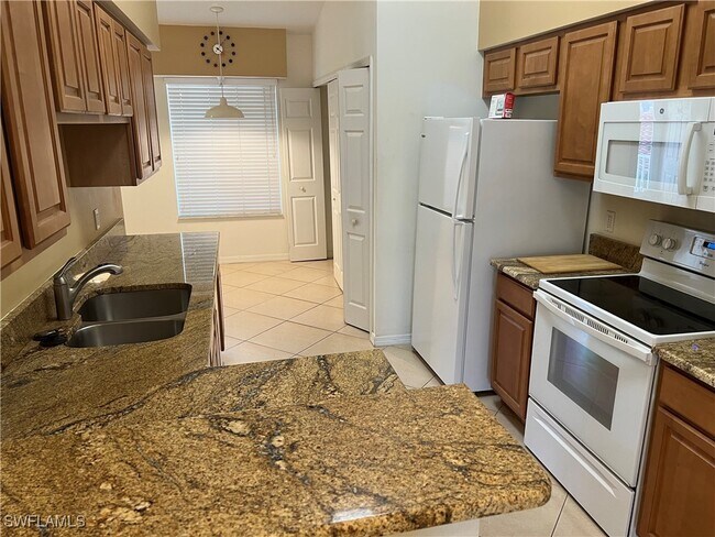 Building Photo - 9601 Rosewood Pointe Terrace