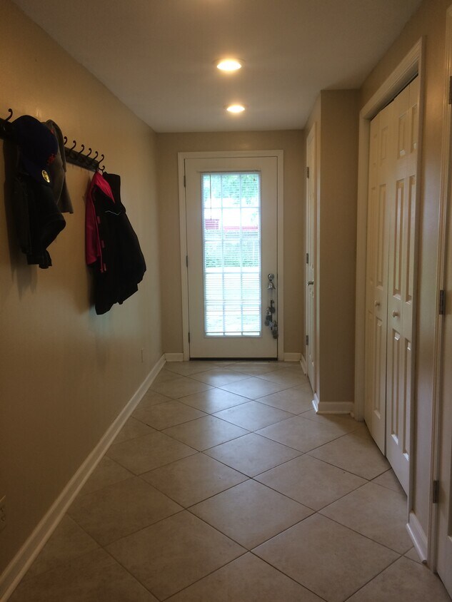 Foto del edificio - 112 Meadow River Dr