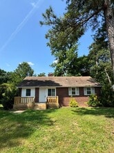 Building Photo - 438 Pine Ridge Rd