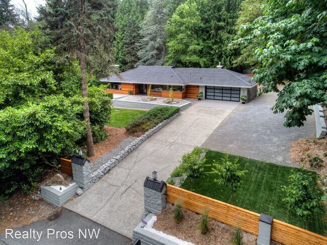 Foto del edificio - 3 br, 2 bath House - 2859 140th Ave NE